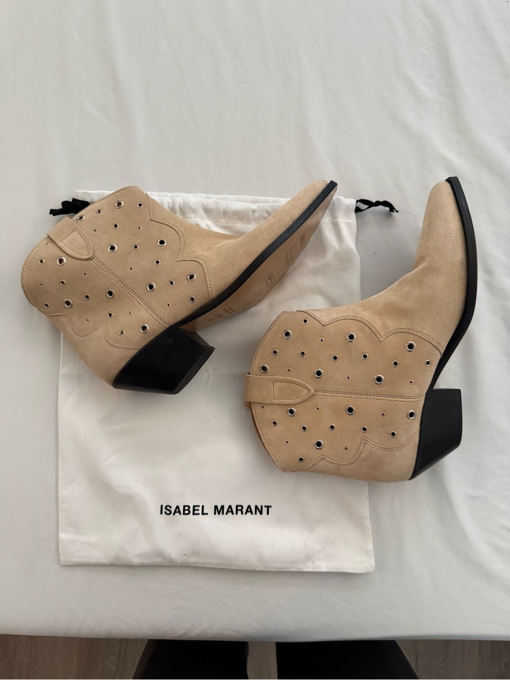 Isabel Marant Dewina Eyelet Suede Booties Taupe 100% Calf Velvet Leather size 41